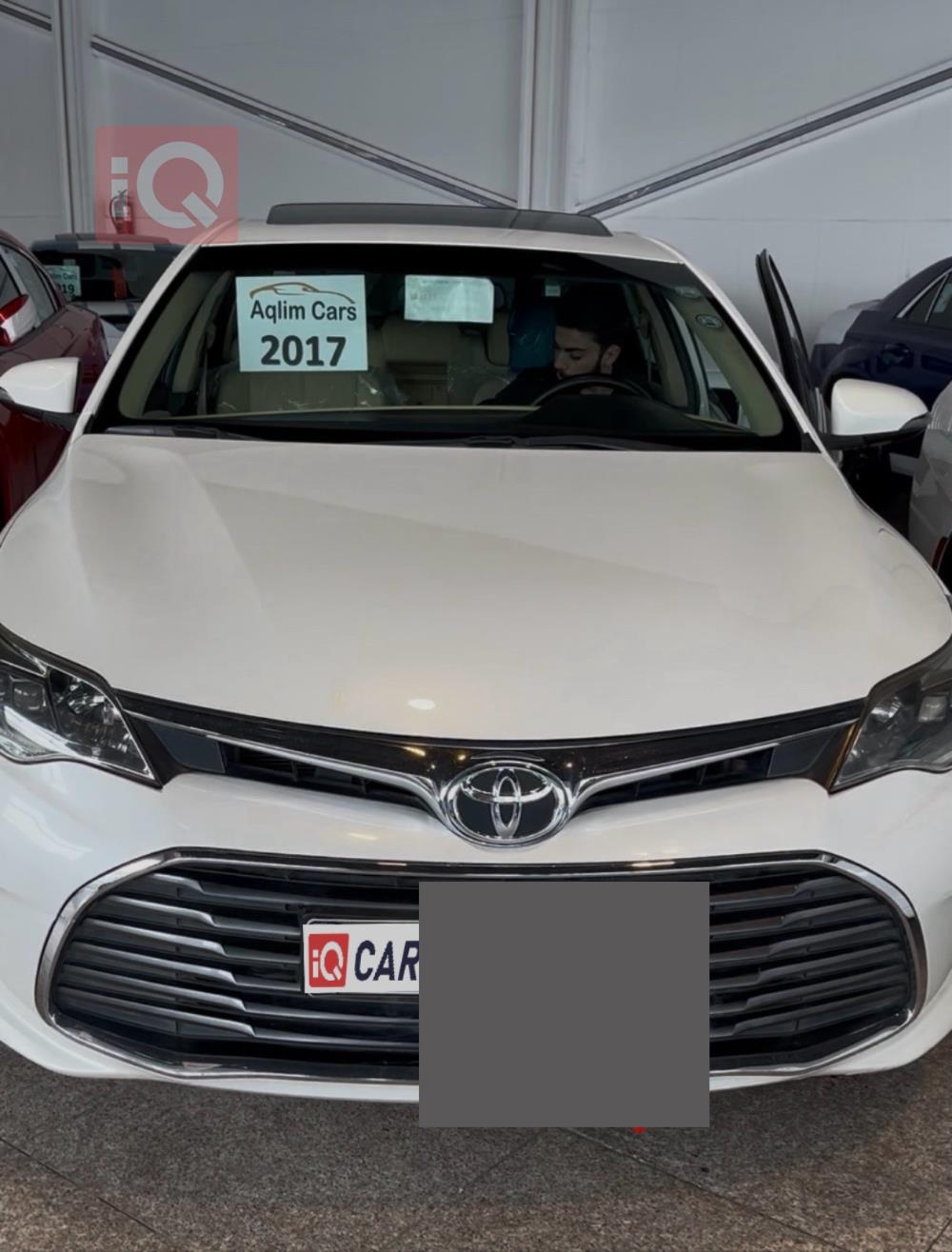 تويوتا أفالون